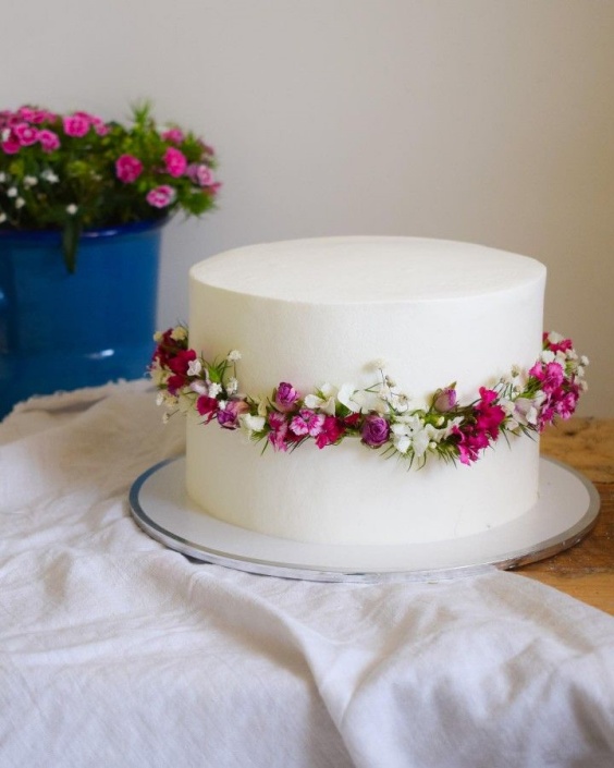 40 Bolos de Casamento Simples com Flores: Modelos Encantadores!