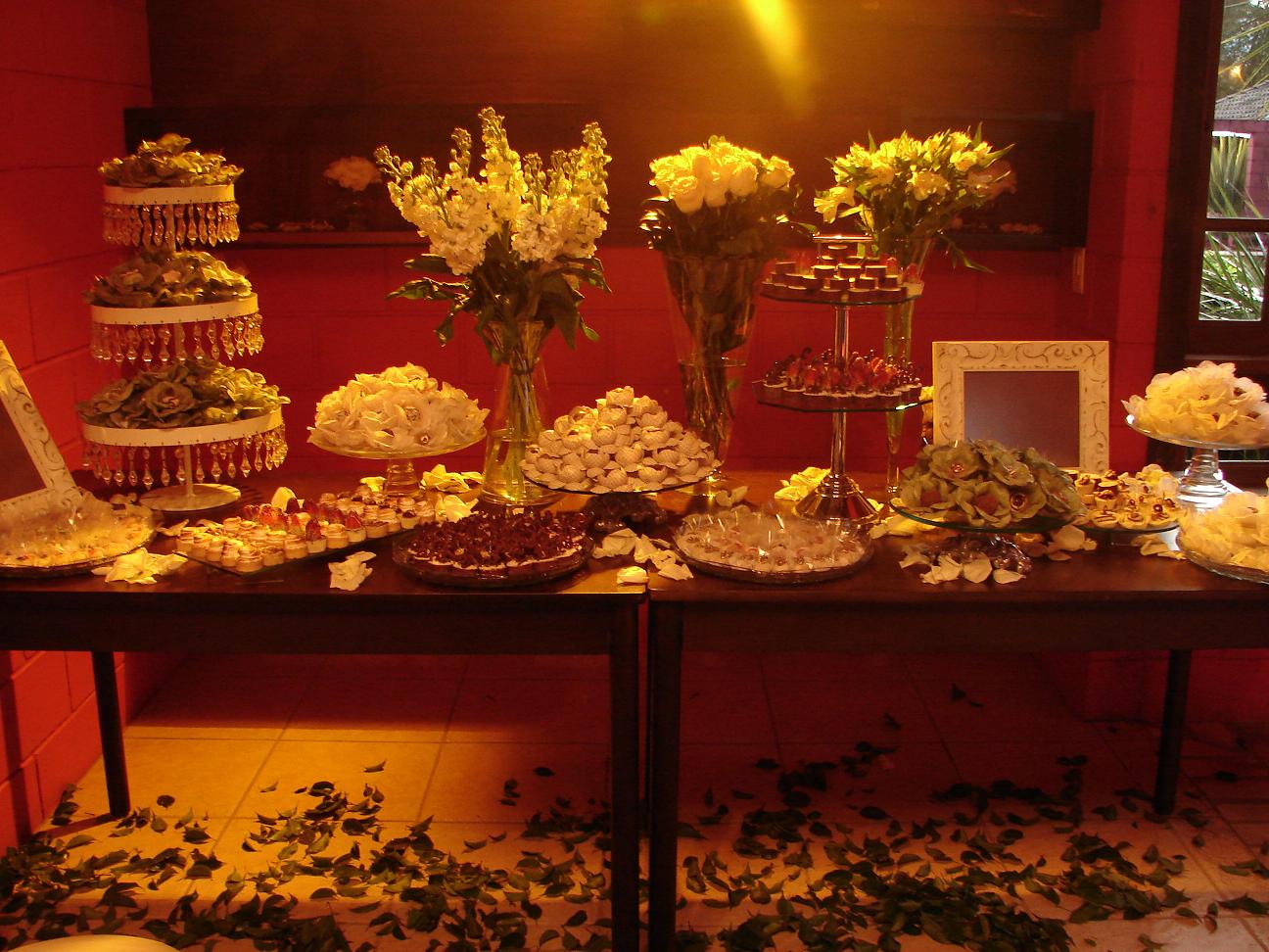 decoração-mesa-doce-casamento-10
