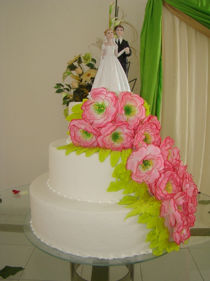 bolos-de-casamentos-decorados-com-pasta-americana-9