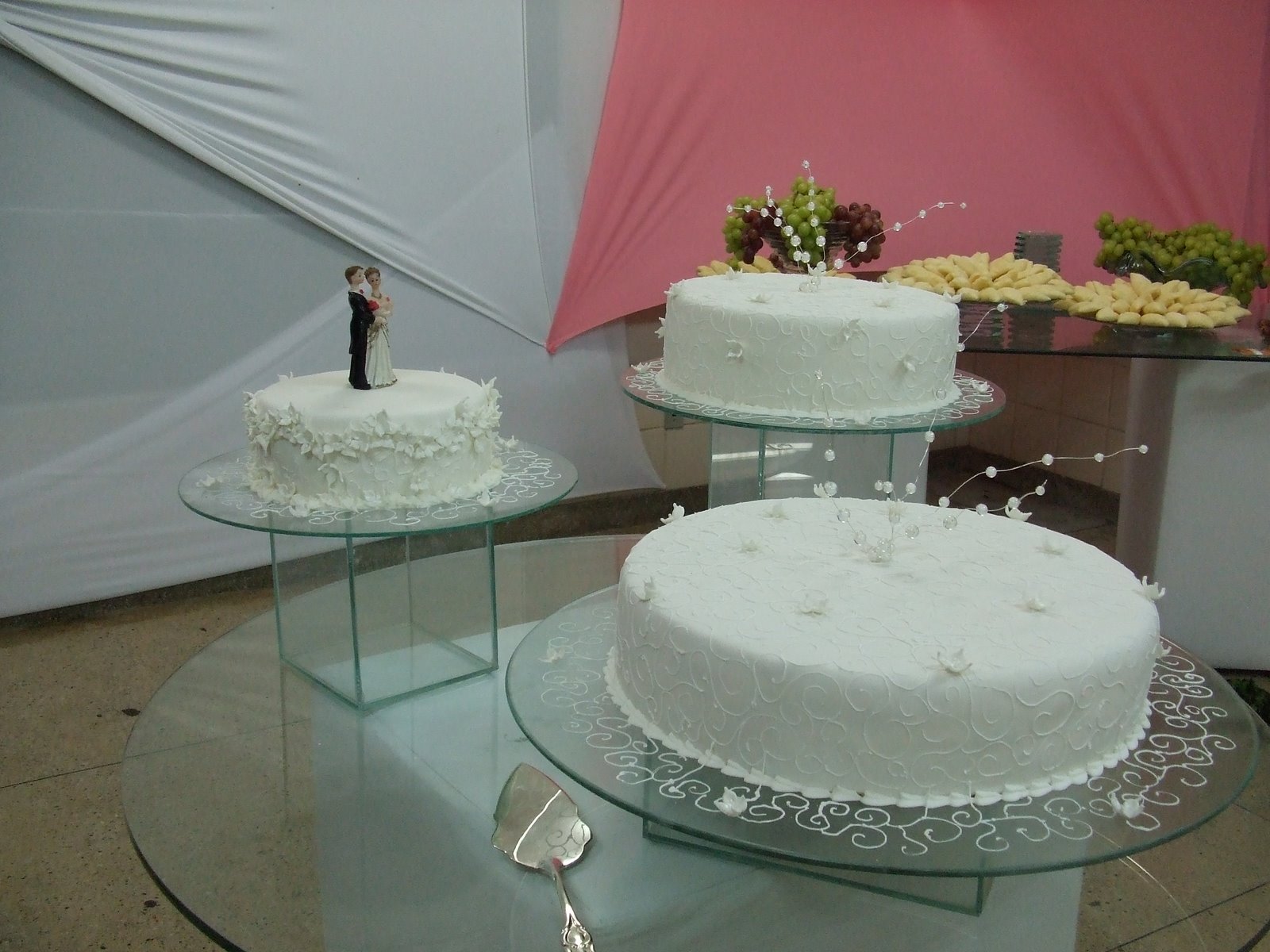 bolos-decorados-de-casamento-simples-2