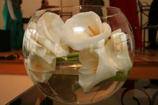 mesas-de-casamento-decoradas-com-vasos-de-flores-3
